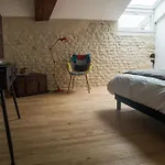 Les Hauts De Chalonne 4* Le Gond-Pontouvre