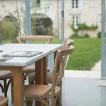 Guest house Les Hauts De Chalonne 4*