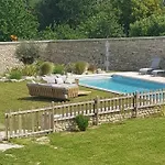 Les Hauts De Chalonne 4*