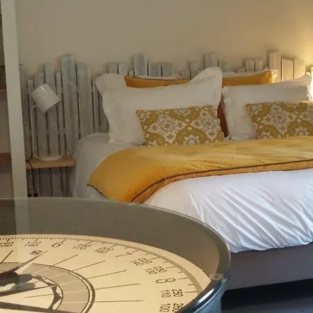 Casa de hóspedes Les Hauts De Chalonne Le Gond-Pontouvre