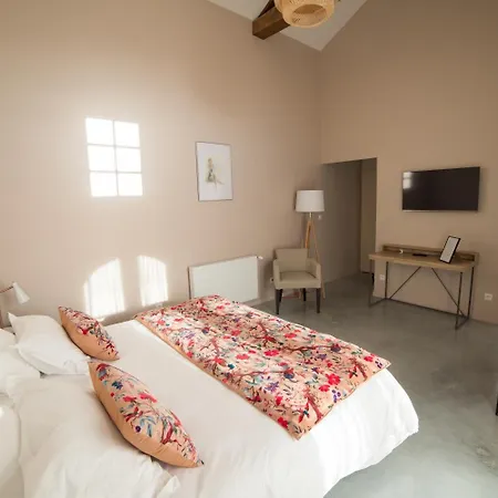 Les Hauts De Chalonne Guest house Le Gond-Pontouvre