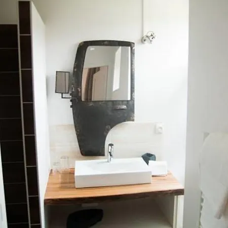 Casa de hóspedes Les Hauts De Chalonne Le Gond-Pontouvre