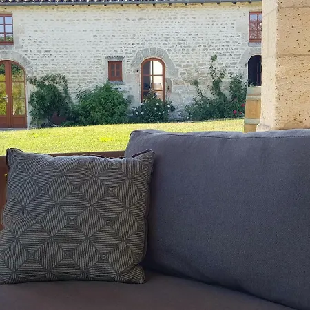 Les Hauts De Chalonne 4* Le Gond-Pontouvre