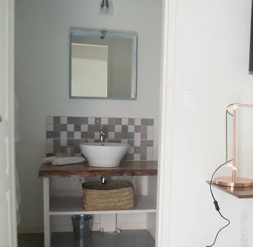 Les Hauts De Chalonne 4*