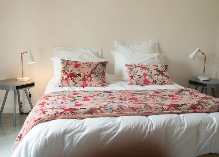 Les Hauts De Chalonne 4*